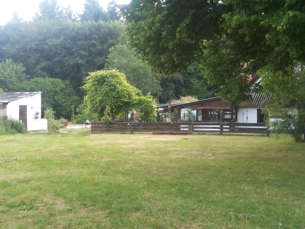 Schorfelder Hof Guest House Gondershausen Екстериор снимка